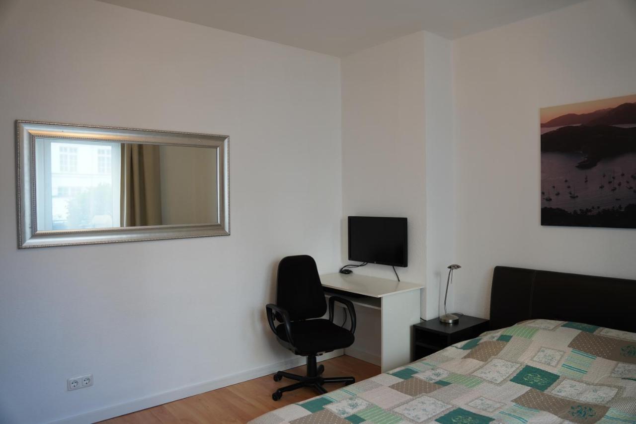 Bright, Spacious Apartment With A Lovely Terrace In The Heart Of Aachen Bagian luar foto